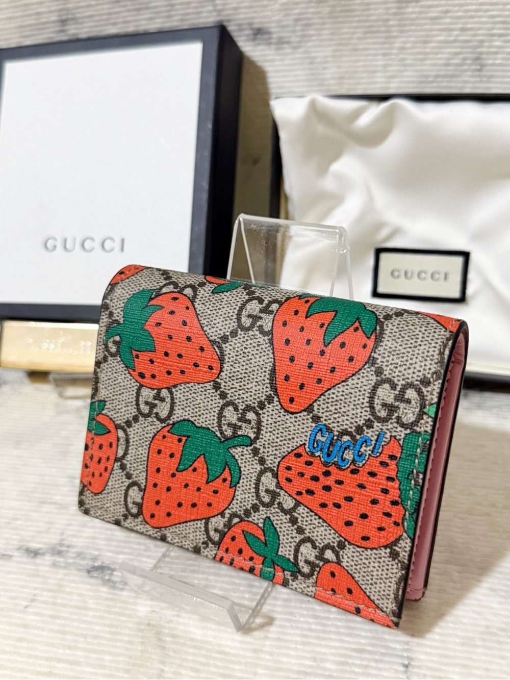 Gucci GG Supreme Strawberry Print Card Case Wallet with COA